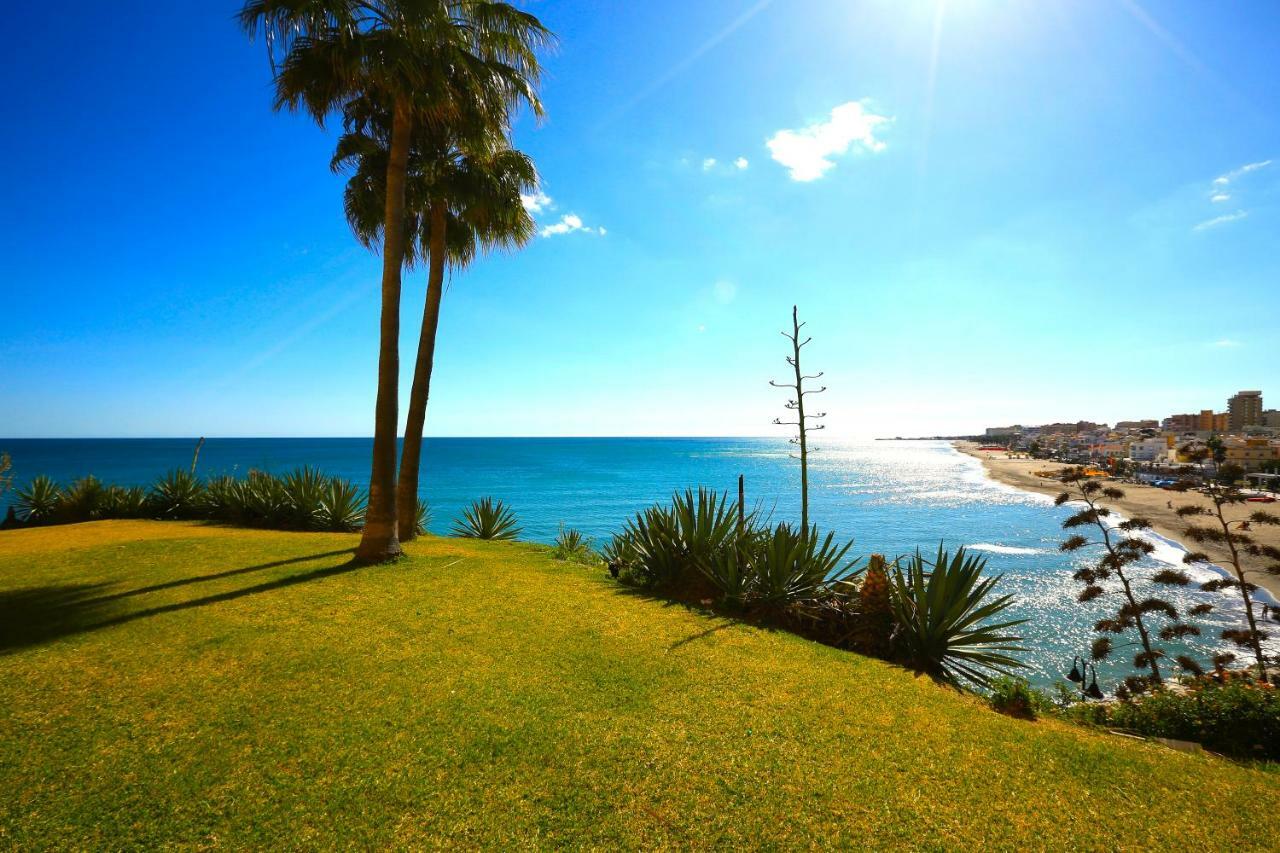 Magical Sea View Studios ตอร์เรโมลิโนส ภายนอก รูปภาพ