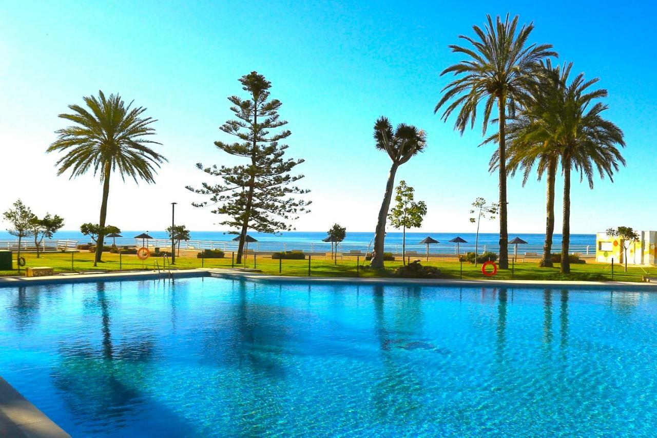 Magical Sea View Studios ตอร์เรโมลิโนส ภายนอก รูปภาพ