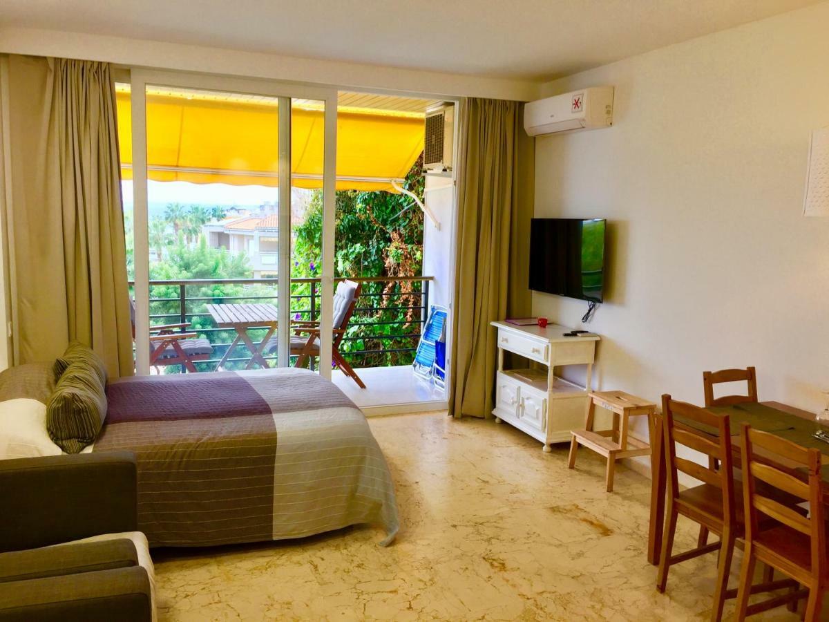 Magical Sea View Studios ตอร์เรโมลิโนส ภายนอก รูปภาพ